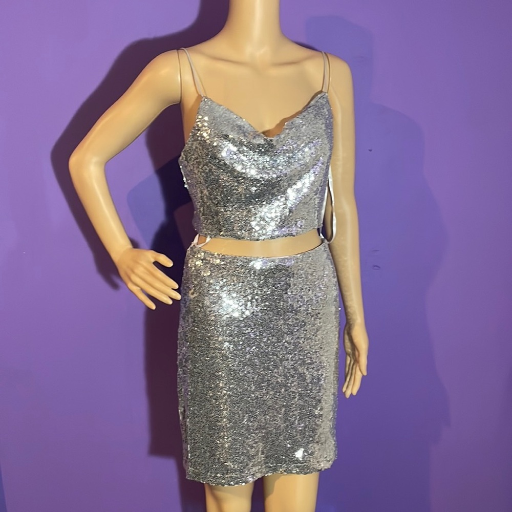 B. Smart Silver Sequin Skirt Set